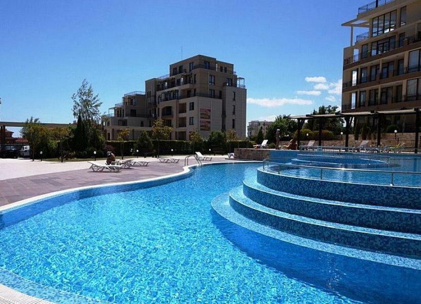 Apartament Luxor Sweti Wlas Ngoại thất bức ảnh